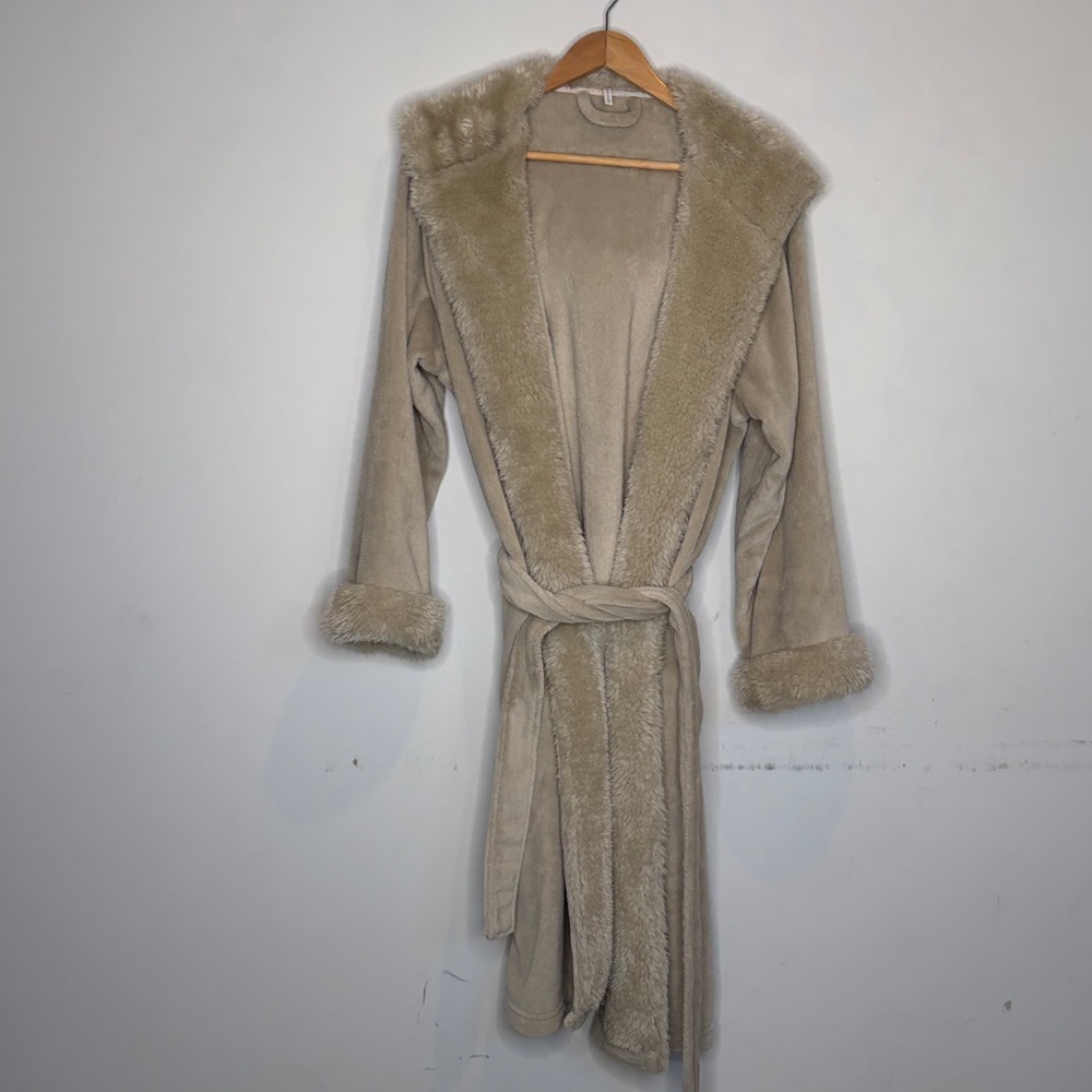 Pottery Barn Faux Fur Collar Hooded Robe